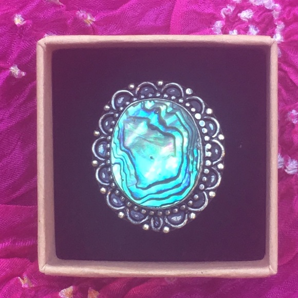 Stunning sterling/silver plate abalone ring - Picture 10 of 11